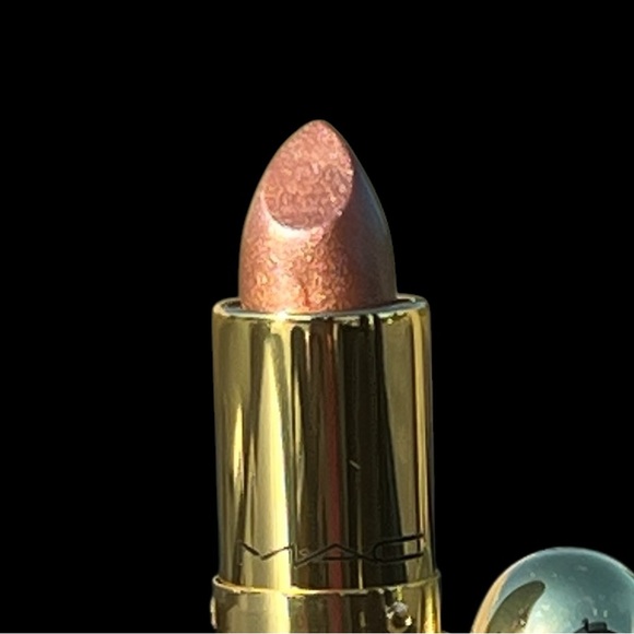 MAC Holiday 2024 Frost Lipstick in Brushed in Bronze - Picture 13 of 16